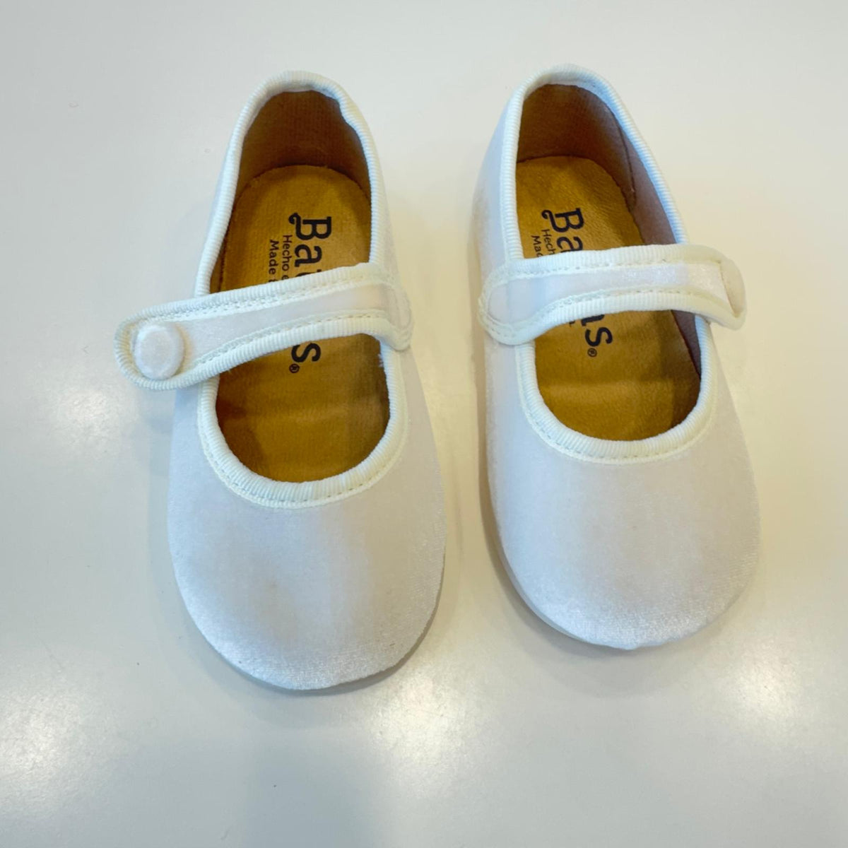 Scarpe Mary Jane panna bambina con cinturino, modello elegante da cerimonia