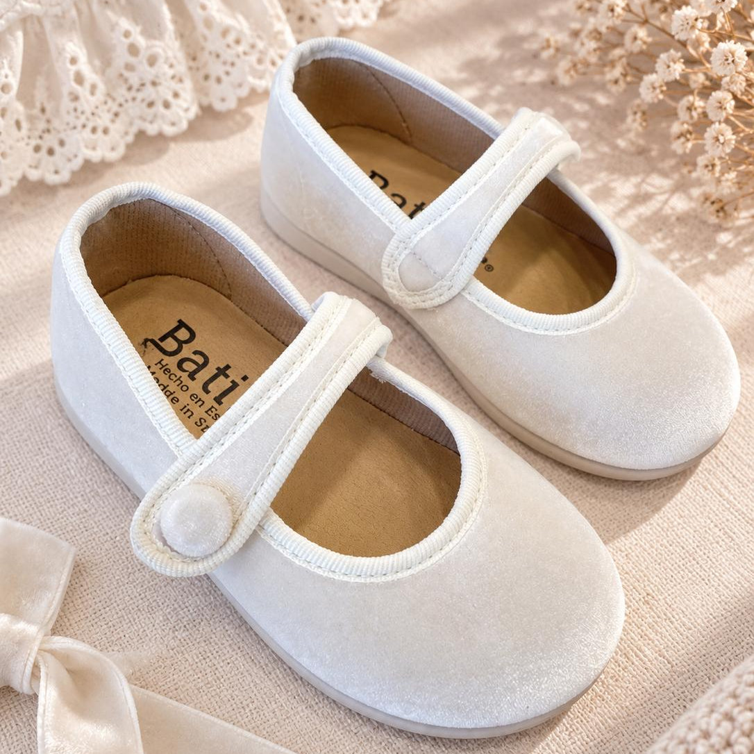 Scarpe Mary Jane panna bambina con cinturino, modello elegante da cerimonia