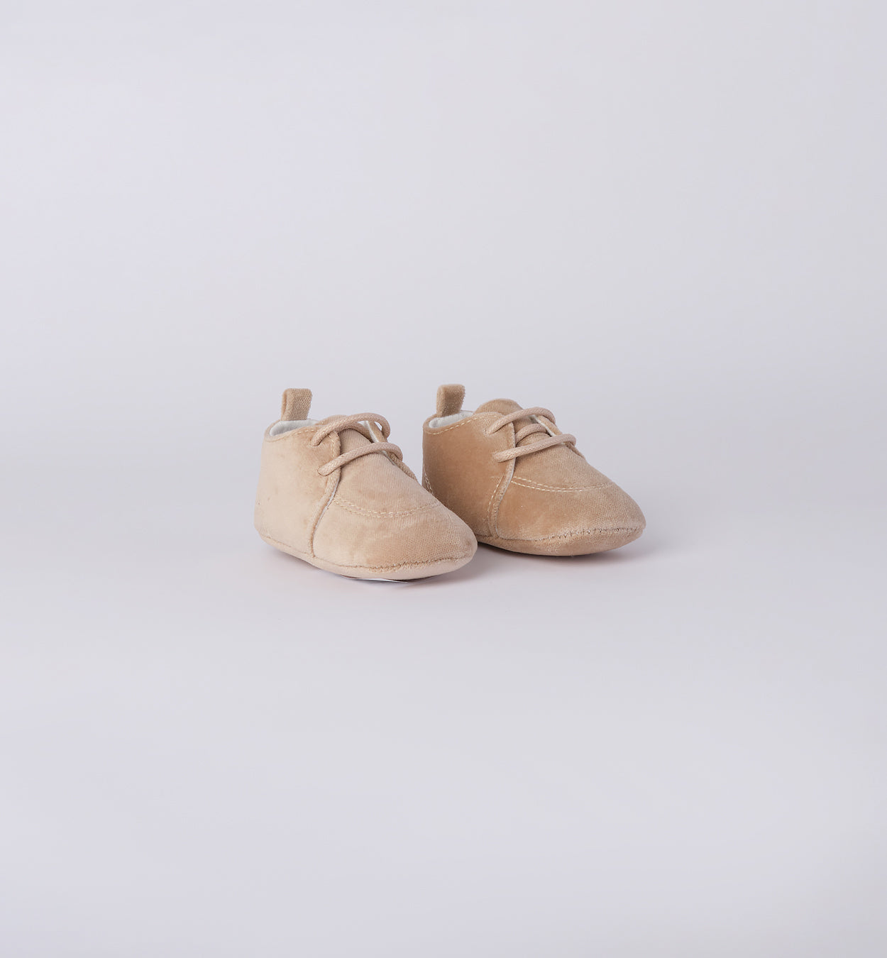 scarpette bimbo sabbia con lacci, vista frontale