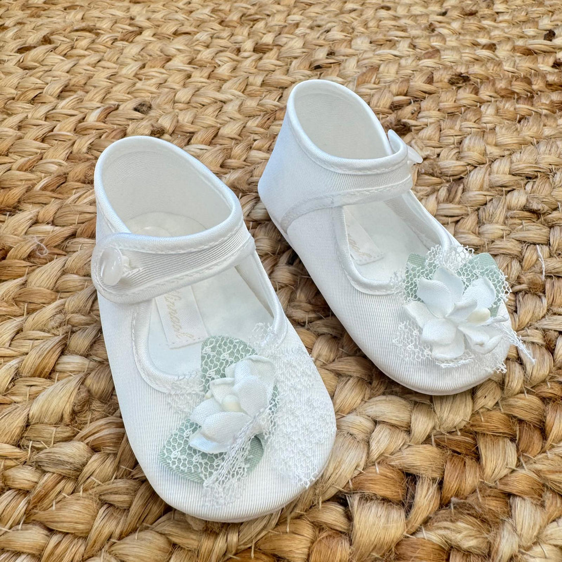 scarpe battesimo bimba con fiore e tulle