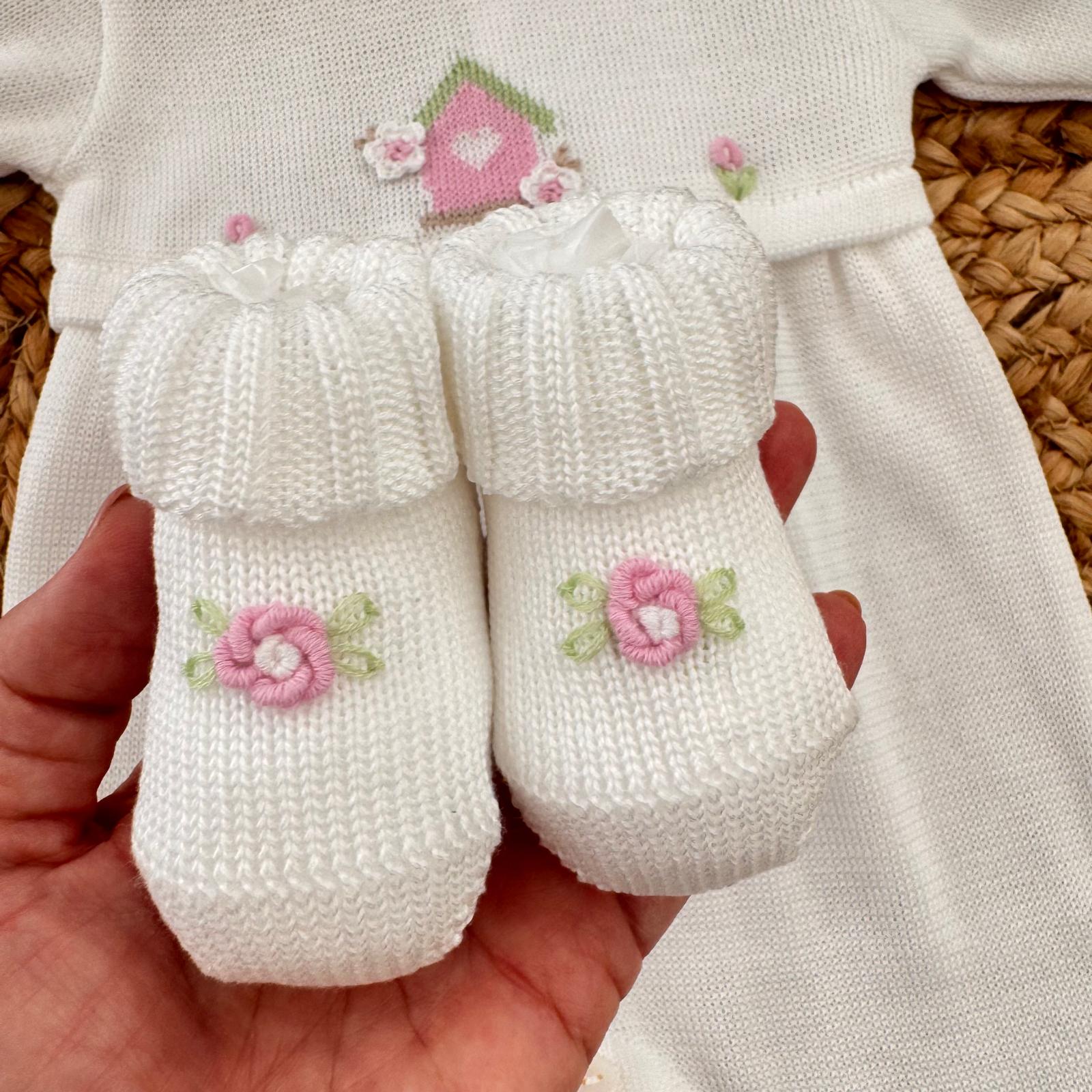 scarpine coordinate neonato con ricamo floreale rosa