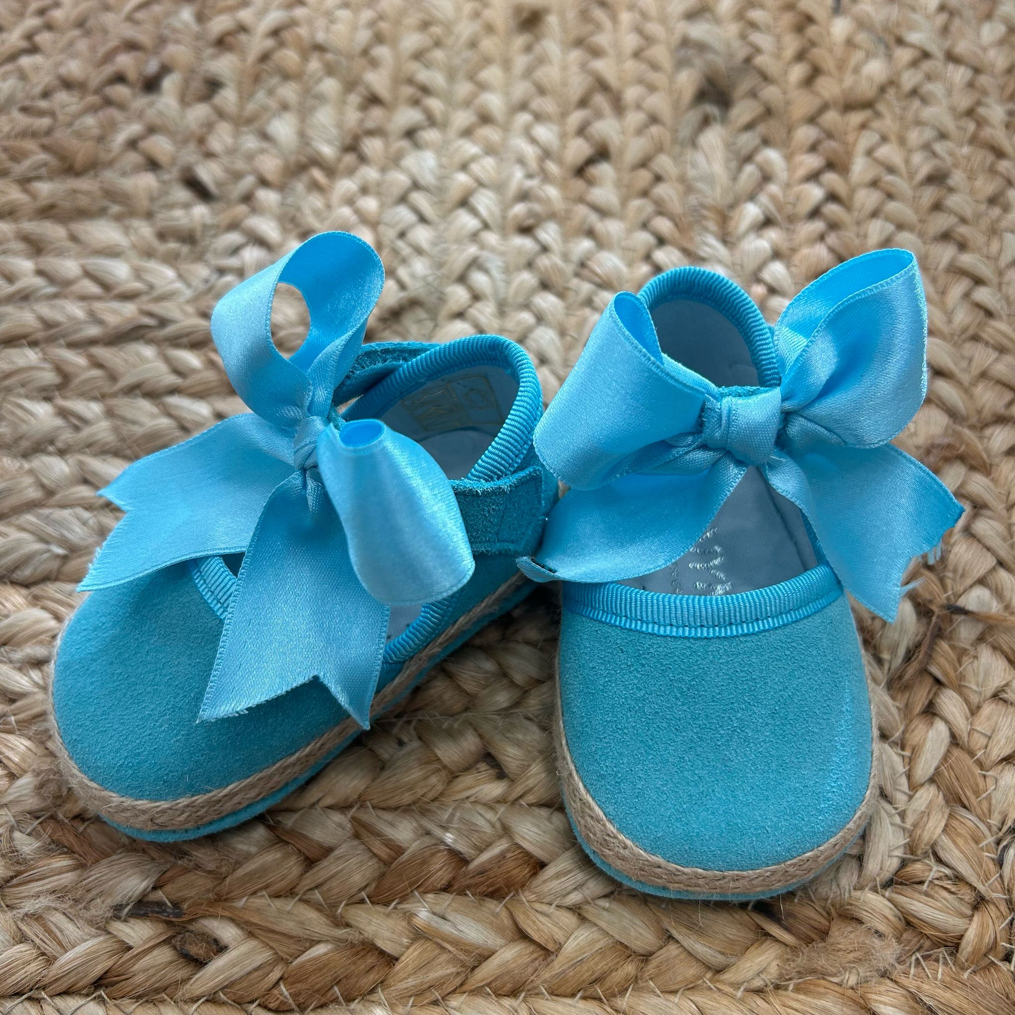 Scarpette neonata corredino estivo azzurre