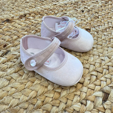 scarpine battesimo neonata rosa cipria con bottone perlato