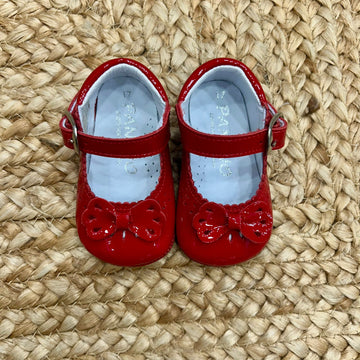scarpine bimba vernice rossa con fiocco traforato vista frontale