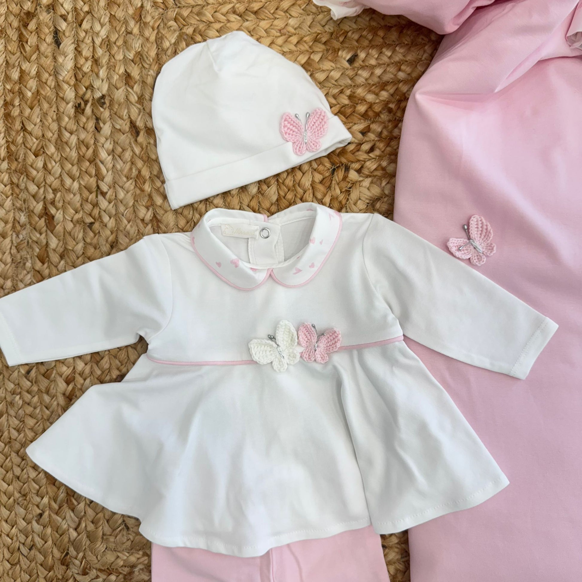 completo nascita neonata con maglia abitino e ghettina rosa