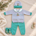 Tutina neonato in pura lana grigia e verde con maglia pantalone cappellino e scarpine coordinate