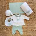 set nascita neonato 100% cotone bianco e verde salvia con coperta 65x85