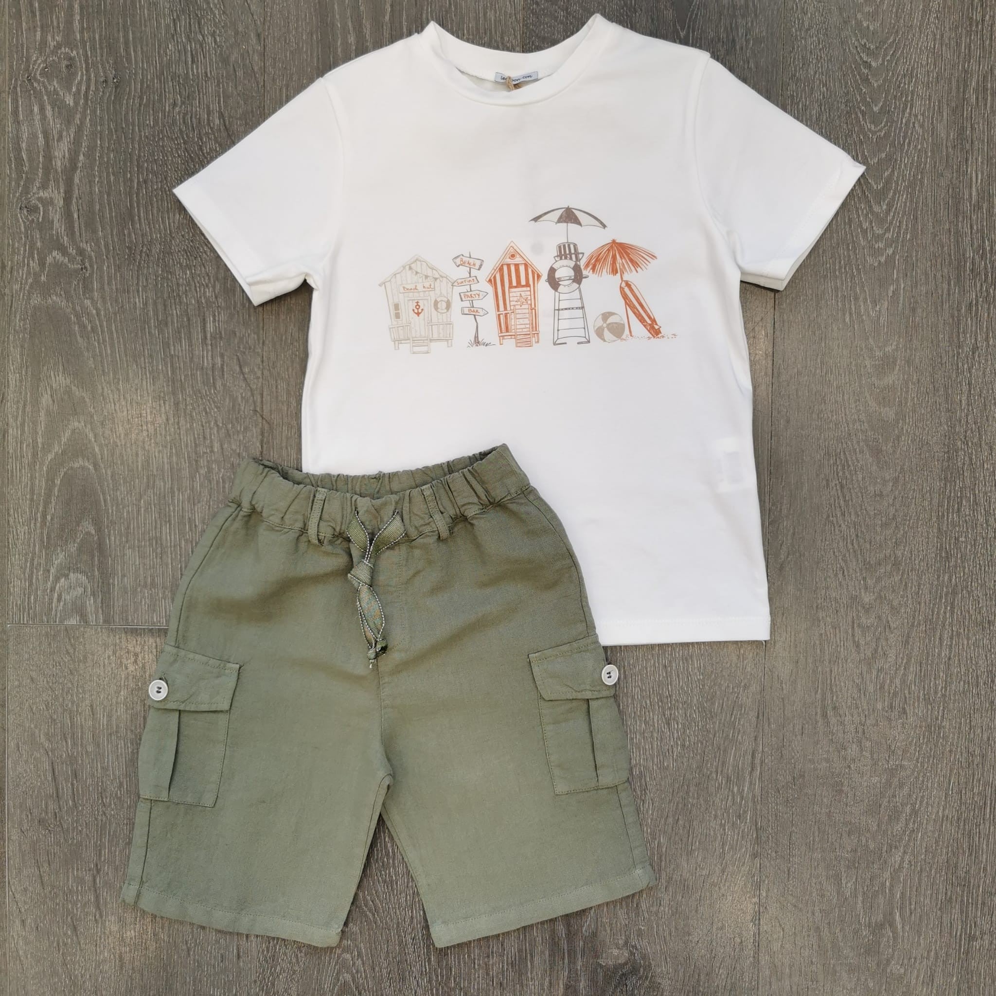 Completo Bambino Con T-Shirt In Cotone 100% E Pantaloncini In Lino 100%