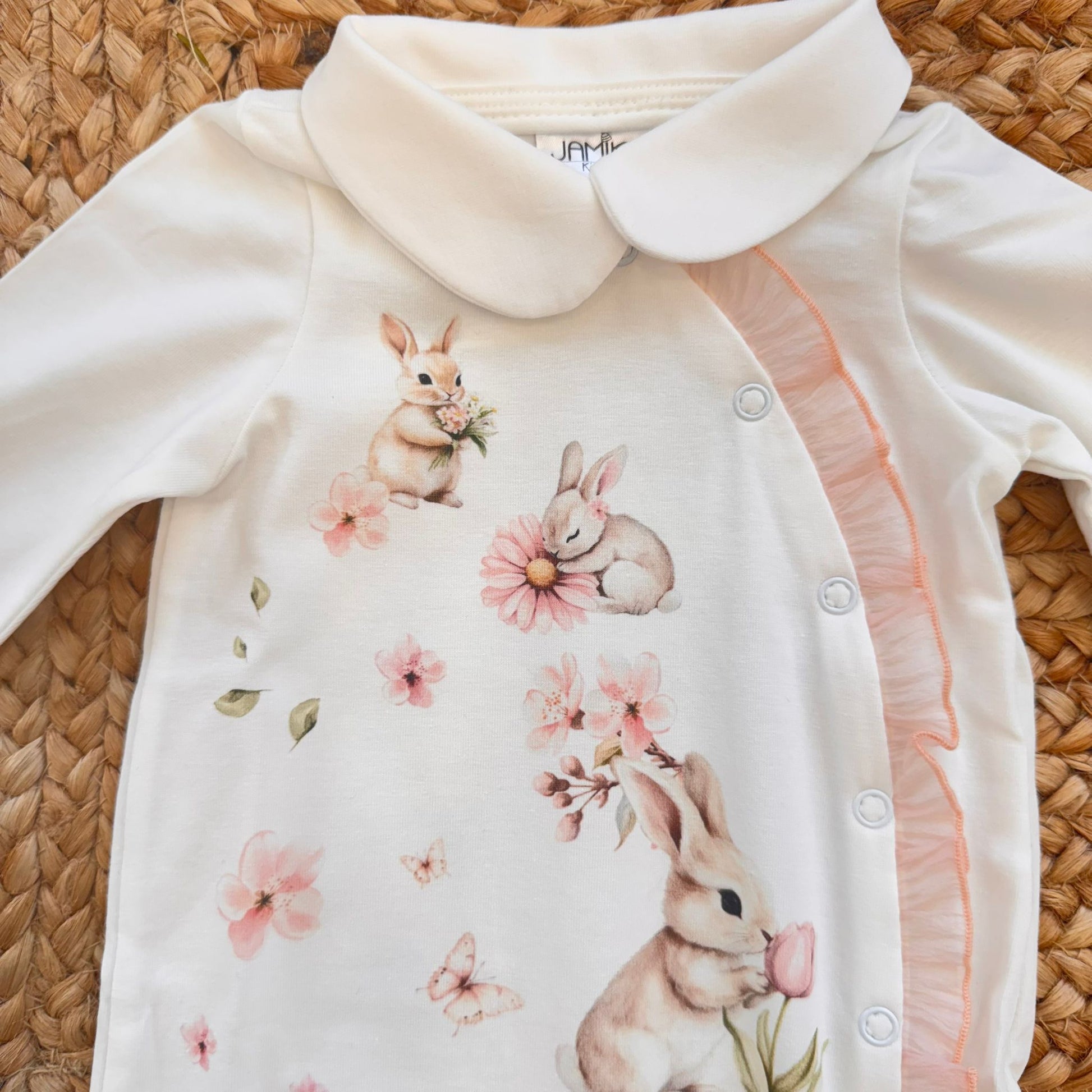 Tutina in cotone per bimba con stampa coniglietti, fiori e farfalle
