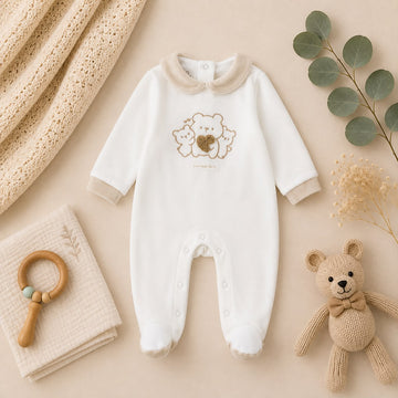 Tutina unisex in ciniglia panna e beige con orsetti
