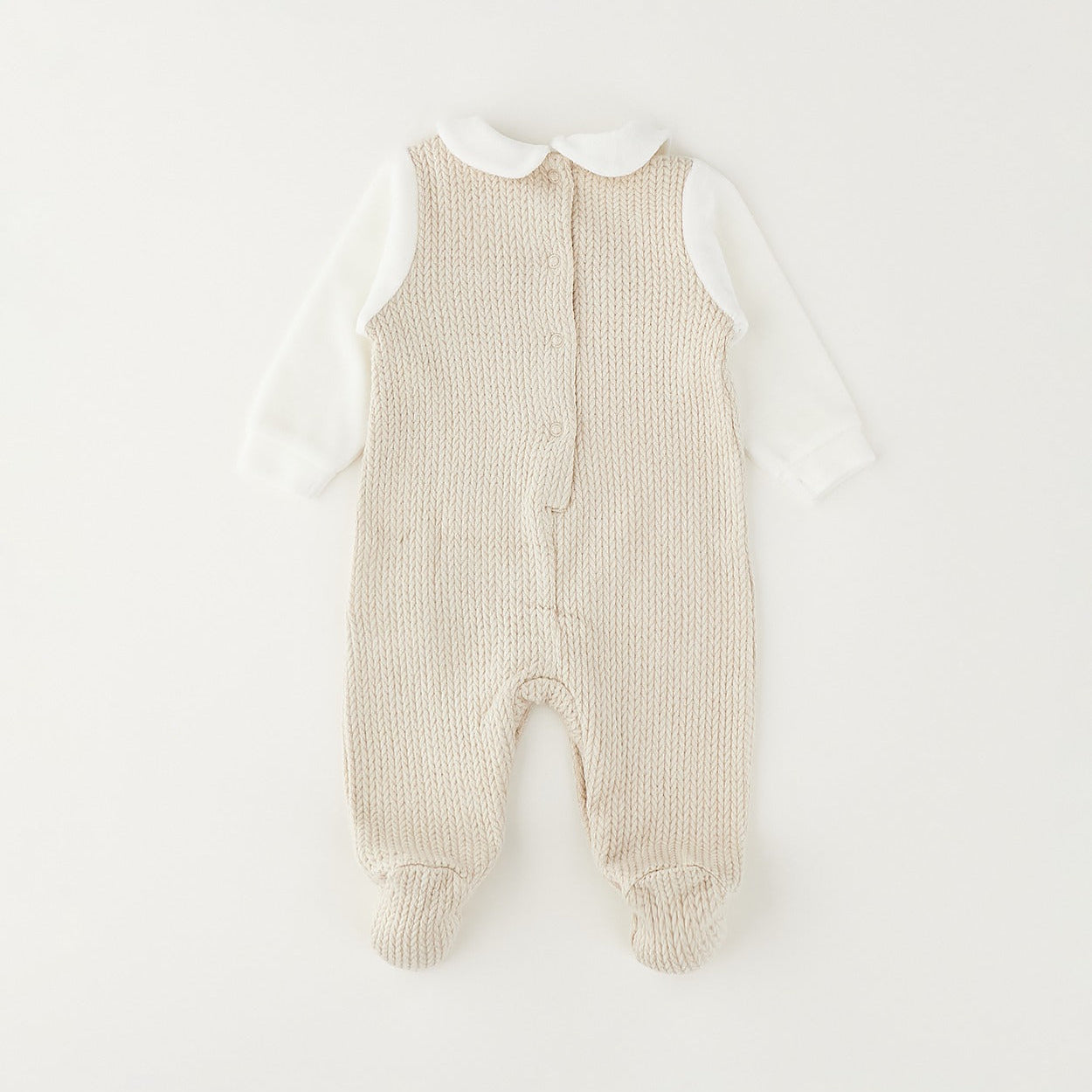 Tutina neonata in ciniglia beige con colletto bianco e piedini – set nascita neonata