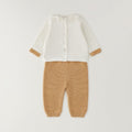 Tutina neonata in cotone e lana panna e cammello con orsetto e pantalone coordinato