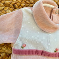 Tutina neonata in ciniglia rosa con tulle ricamato e fiocco per corredino nascita