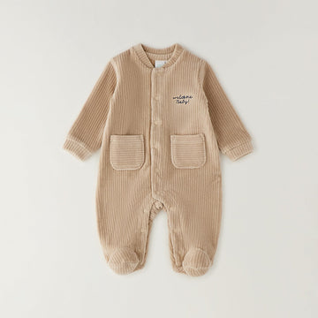 tutina-neonato-beige-ciniglia-con-piedini.jpg