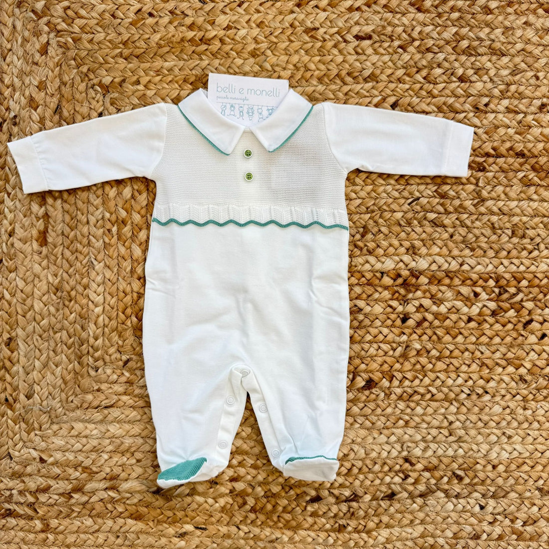 tutina neonato cotone panna con colletto e dettagli verde sedano