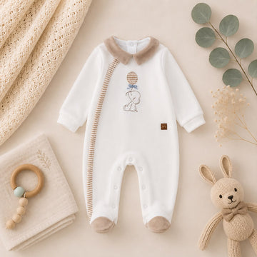 Tutina neonato in ciniglia panna e beige con ricamo