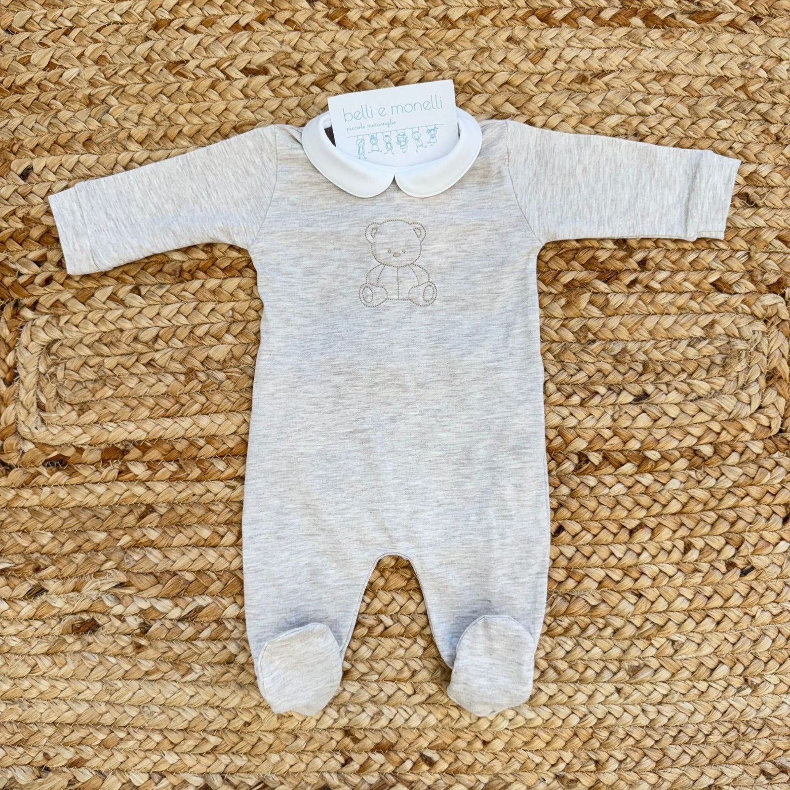 tutina neonato unisex in cotone beige con colletto bianco e ricamo orsetto