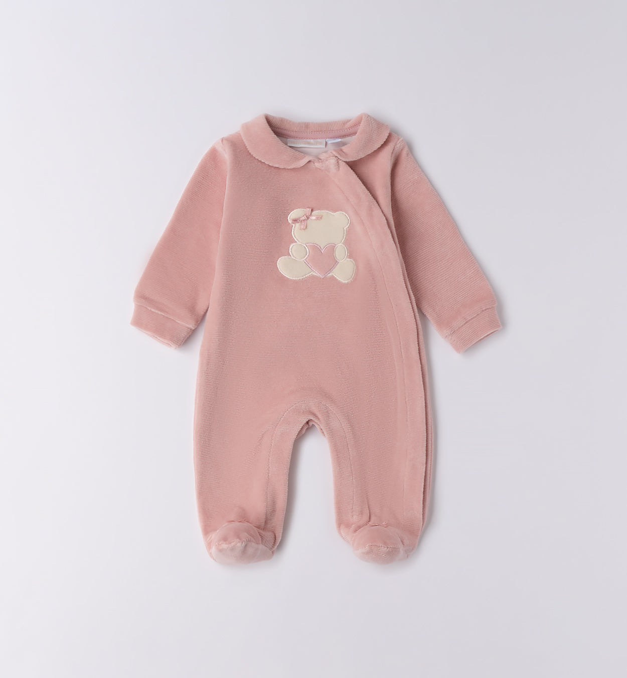 tutina ciniglia rosa neonata con ricamo orsetto cuore