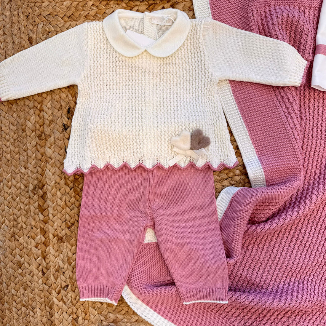 Coordinato uscita clinica neonata rosa antico completo