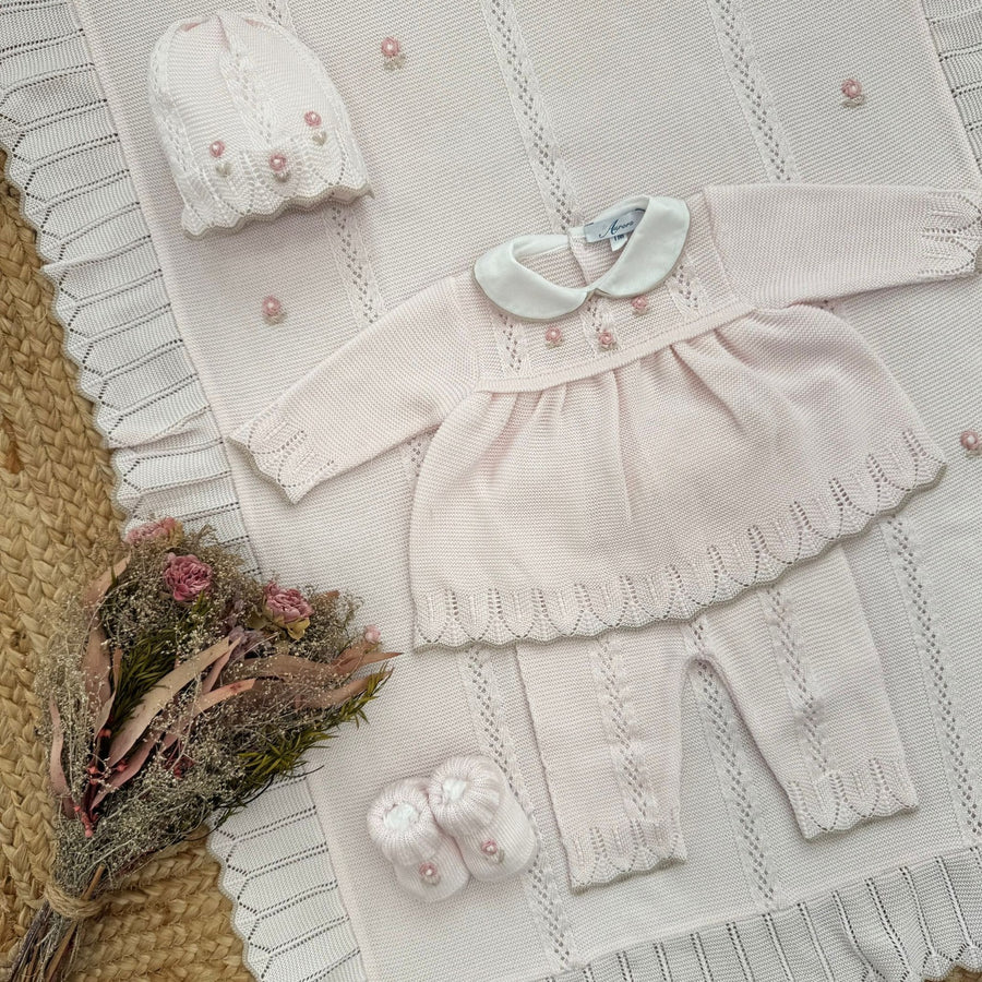 Uscita clinica neonata in cotone 100% rosa cipria con ricami floreali