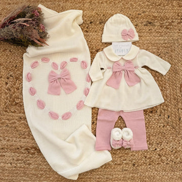 uscita clinica neonata in 100% cotone con abito pantalone copertina cappellino e scarpette