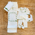 Corredino nascita neonata panna e verde con copertina, completo e accessori coordinati