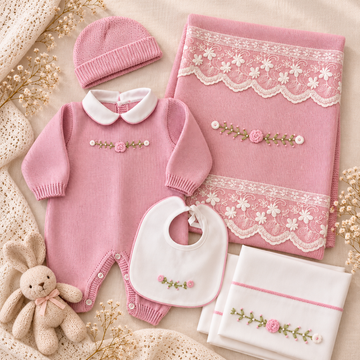 uscita-clinica-neonata-rosa-ricamata-mano