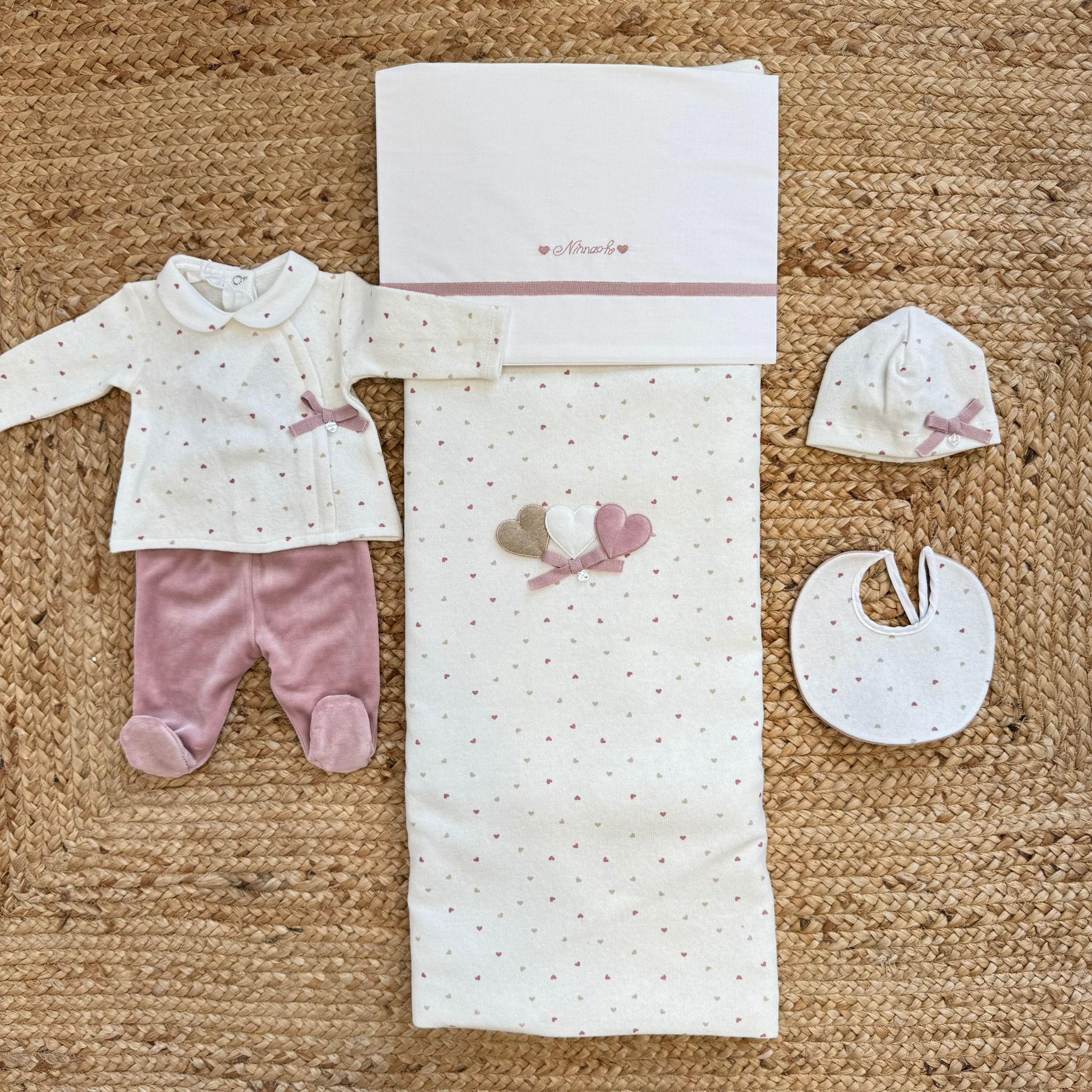 uscita clinica neonata caldo cotone cuoricini completa