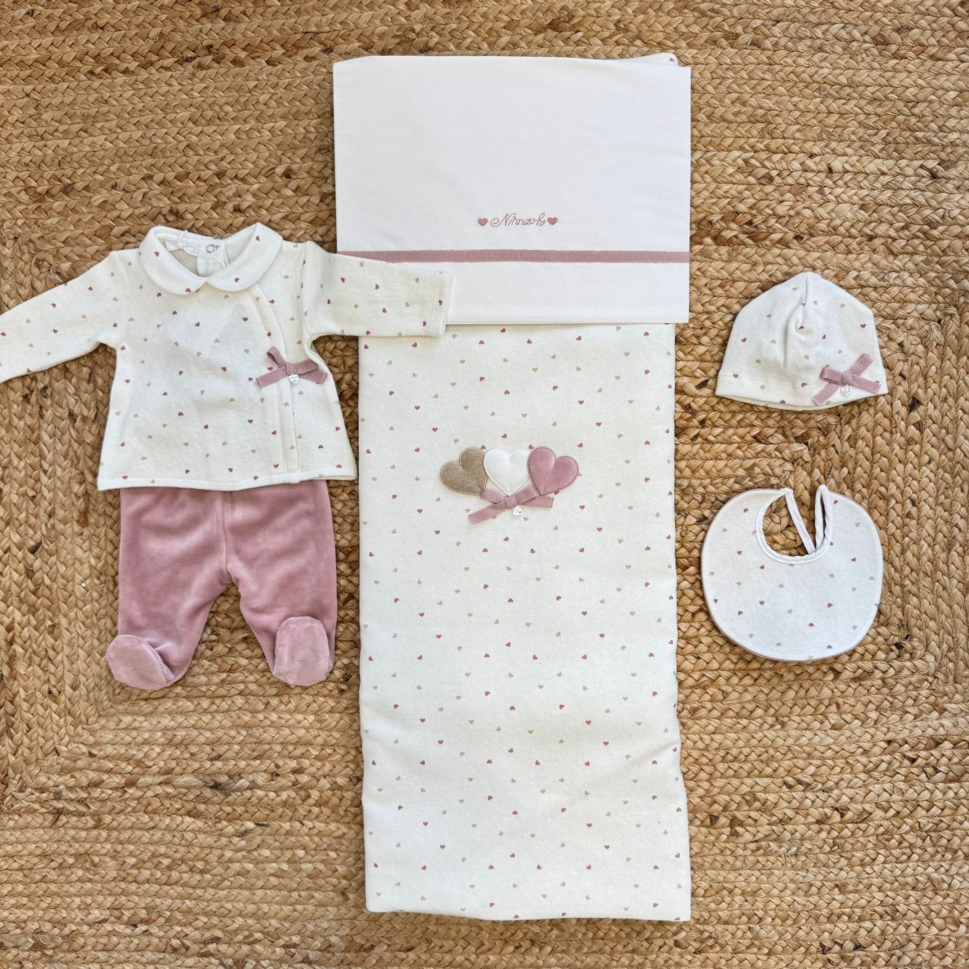 uscita clinica neonata caldo cotone cuoricini completa