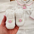 uscita clinica neonata filo di scozia bianco con ricami rosa e copertina coordinata