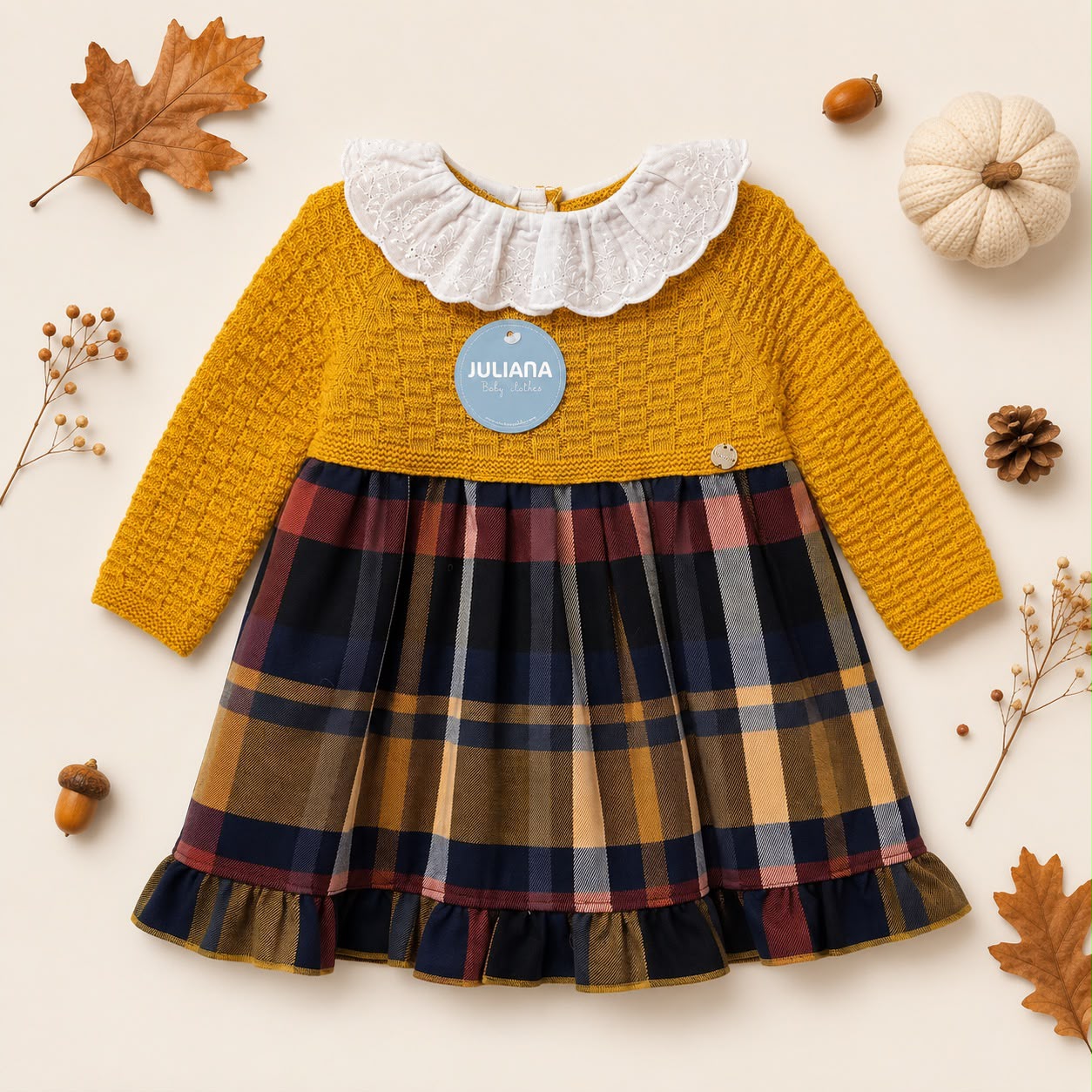 Abitino bimba senape con gonna scozzese tartan e colletto bianco ricamato.