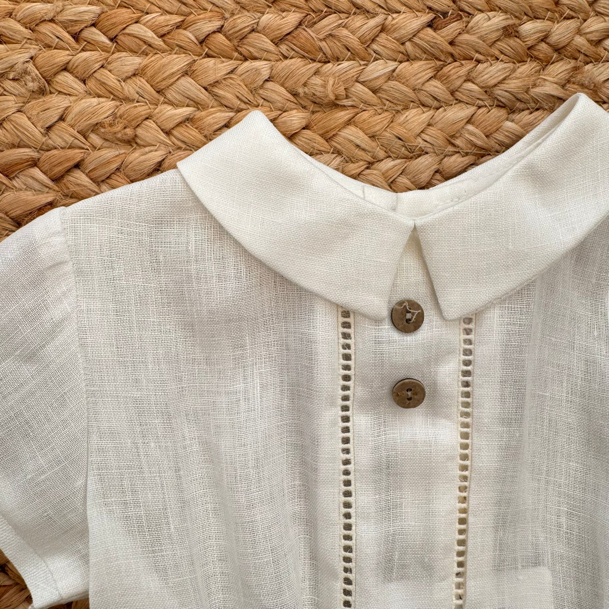 Completo battesimo bimbo in lino con pantaloncini beige a righe