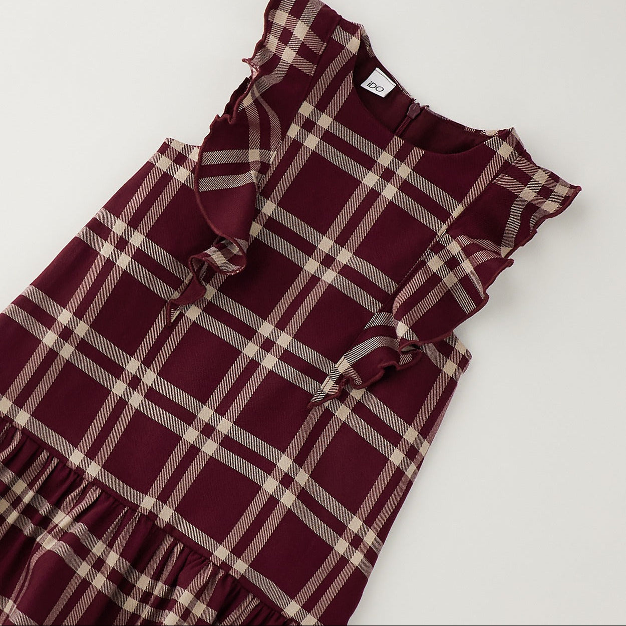 Maglia bimba color panna in cotone con manica lunga e collo alto con ruches